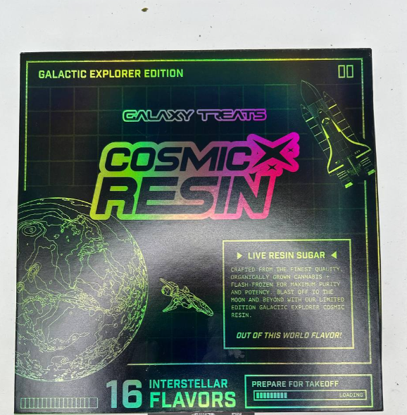 GALAXY TREATS COSMIC RESIN