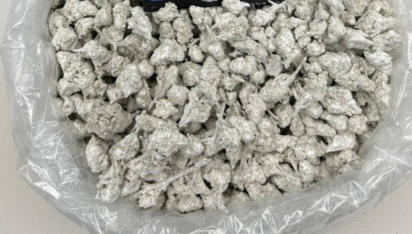 SNOWBALLS – MAC1
