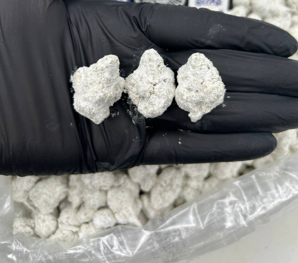SNOWBALLS – WHITE CHERRY GELATO