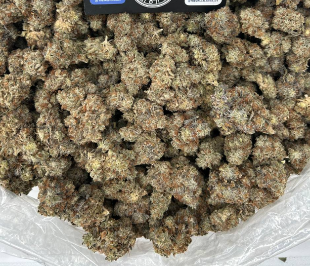 WHITE OREOZ